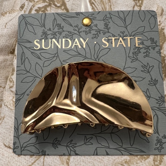 Sunday State hair clip - Picture 2 of 3